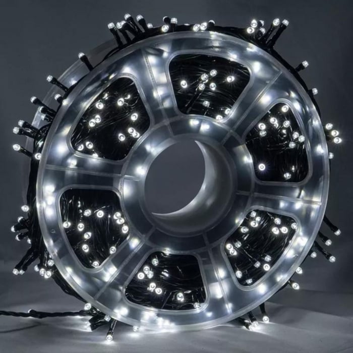 Pachet Promotional de Craciun: Brad artificial impodobit, 180cm + Instalatie rola 50 metri, 300 LED