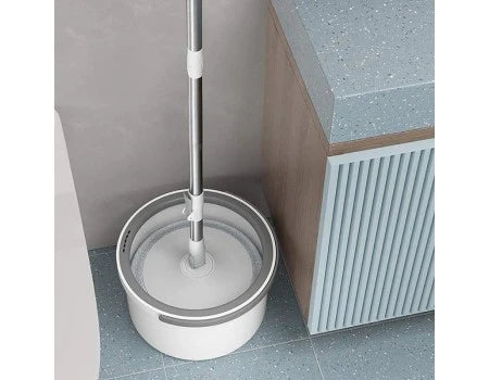 Set de mop rotativ complet, functie de auto-spalare, compartimente separate pentru apa curata si murdara, inclusiv robinet pentru evacuarea apei