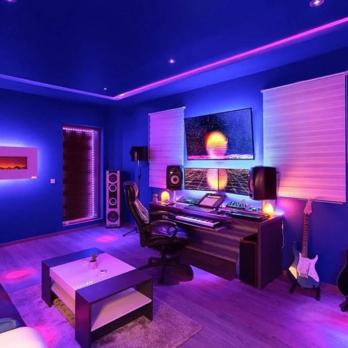 Banda led RGB 5 m pentru iluminare, cu banda  adeziva si telecomanda