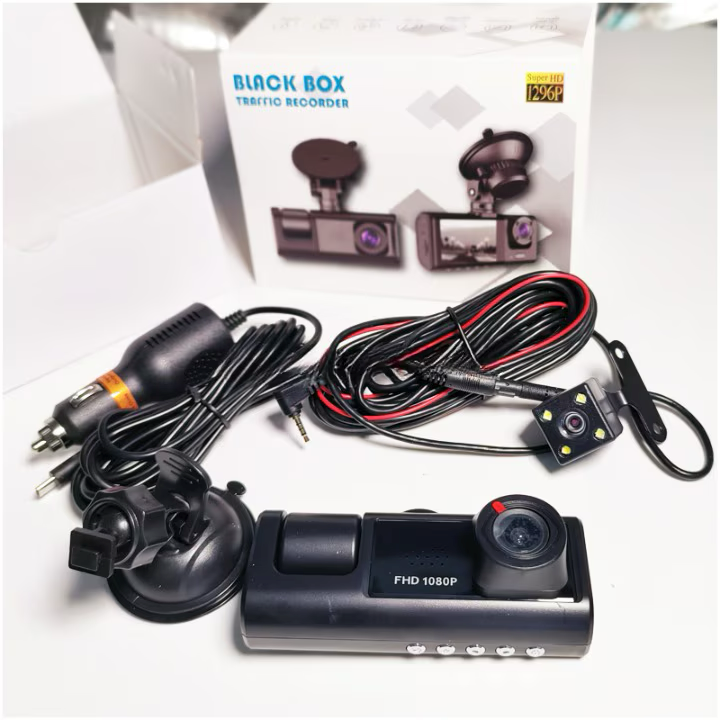 Camera auto DVR, vizualizare 170°, 3 camere, ecran 2", vizualizare nocturna, full HD 1080 P, detectare miscare
