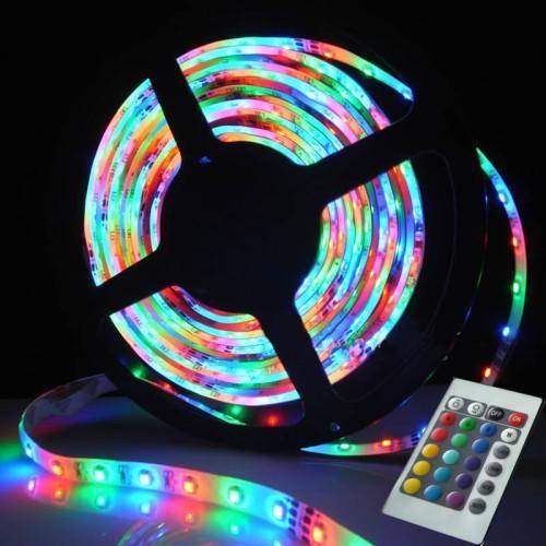 Banda led RGB 5 m pentru iluminare, cu banda  adeziva si telecomanda